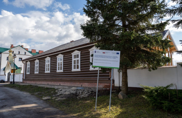 Dom pielgrzymów w Jabłecznej